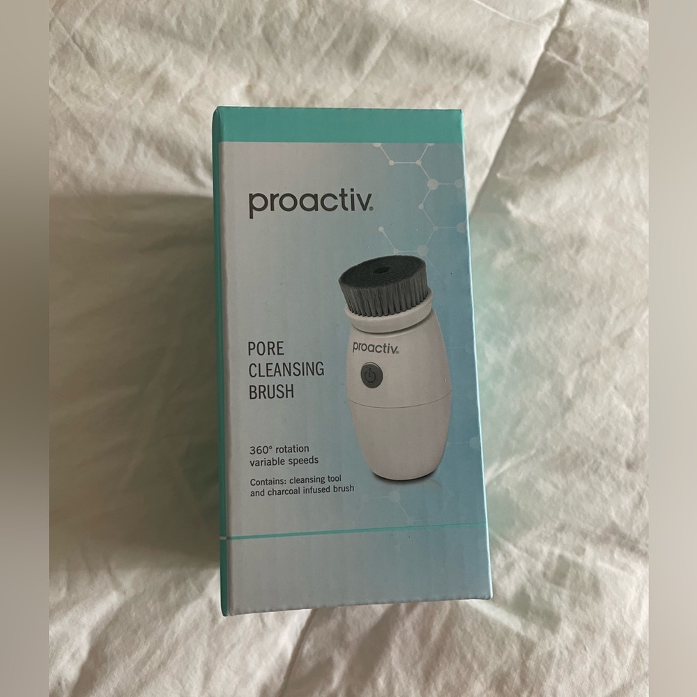 Proactiv Pore Cleansing Brush. Brand New